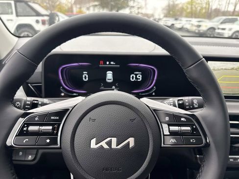 New 2026 Kia Seltos S AWD/4WD image 11