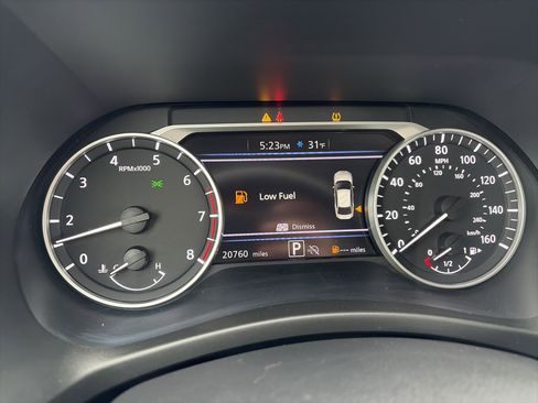 Used 2024 Nissan Sentra SV image 22