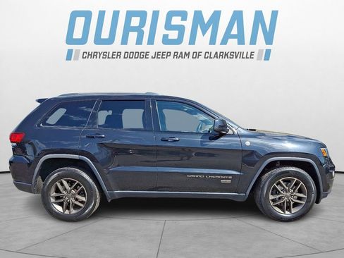 Certified 2016 Jeep Grand Cherokee Laredo 75th Anniversary AWD/4WD image 7