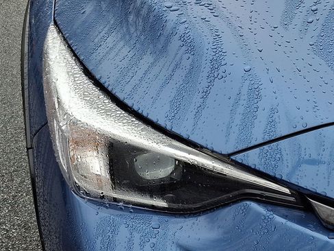 Certified 2024 Subaru Crosstrek 2.0i Premium image 10