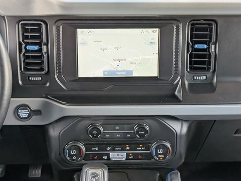 Used 2023 Ford Bronco Black Diamond AWD/4WD image 15