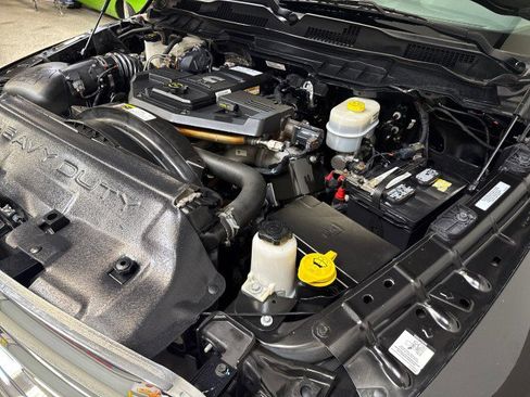 Used 2018 RAM 2500 Tradesman w/ Chrome Appearance Group image 74