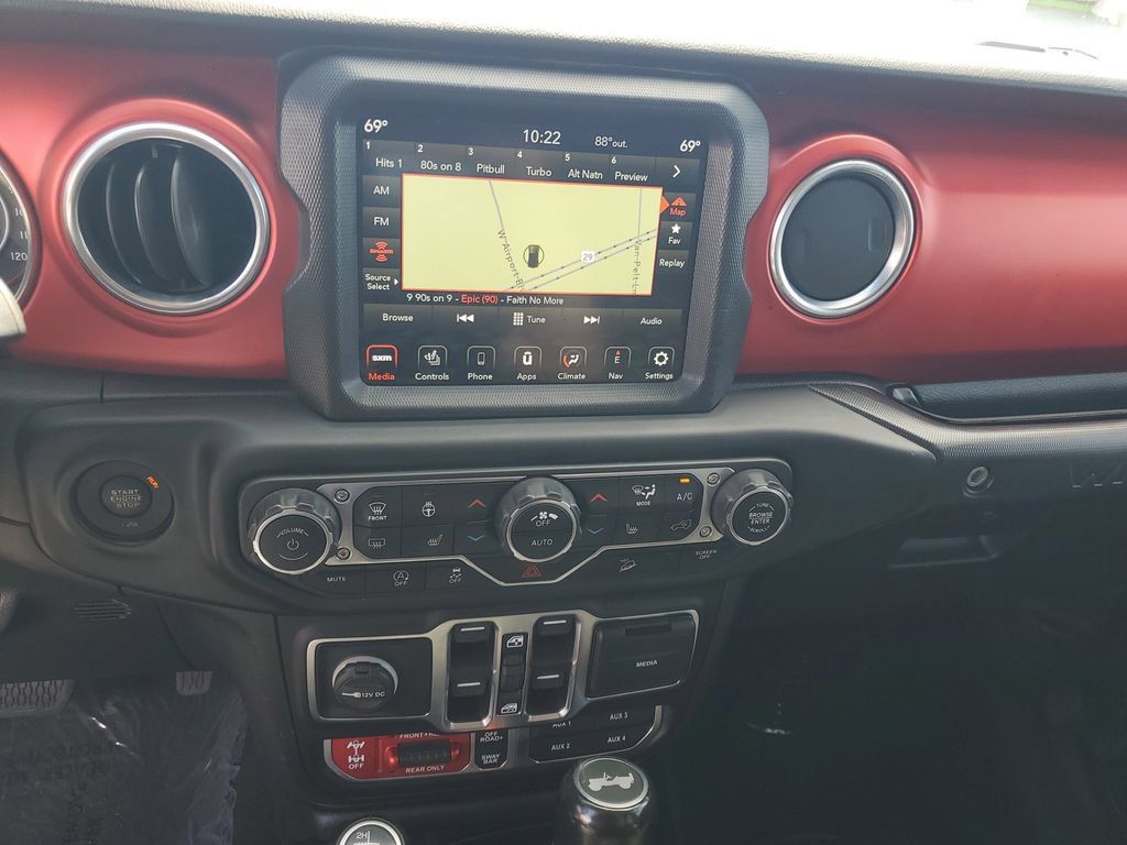 Used 2021 Jeep Wrangler Unlimited Rubicon w/ Uconnect 4C Nav & Sound Group AWD/4WD image 15