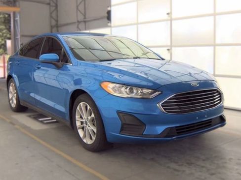 Used 2019 Ford Fusion SE FWD image 13
