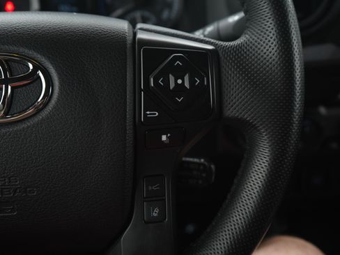 Used 2023 Toyota Tacoma TRD Sport AWD/4WD image 26