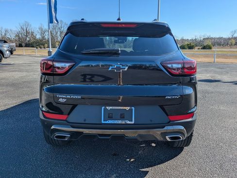 Used 2025 Chevrolet TrailBlazer ACTIV w/ Convenience Package image 6