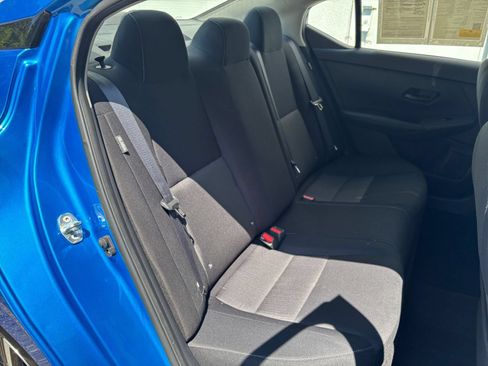 Used 2025 Nissan Sentra SV FWD image 38