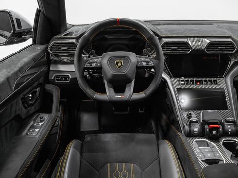 Used 2023 Lamborghini Urus Performante image 73