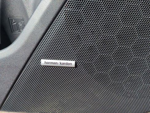 Certified 2024 Subaru Crosstrek 2.5i Limited image 30