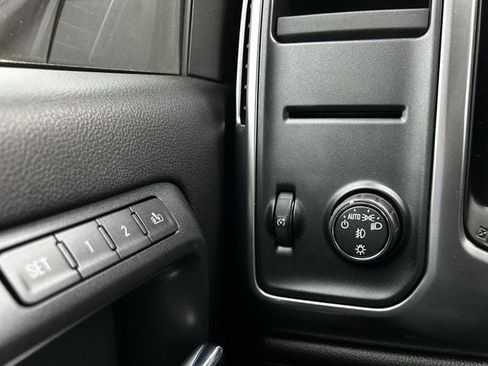Used 2015 Chevrolet Silverado 1500 LTZ w/ Texas Edition, 1LZ Trim RWD image 23