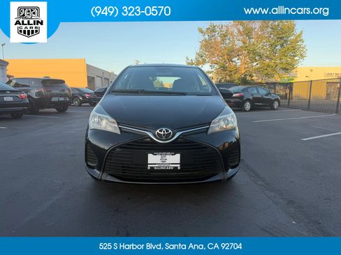 Used 2015 Toyota Yaris L FWD image 2