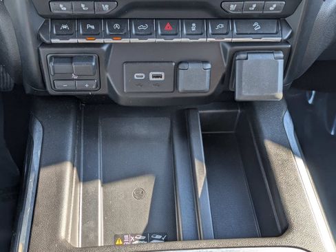 Used 2021 GMC Sierra 1500 AT4 w/ AT4 Value Package image 28