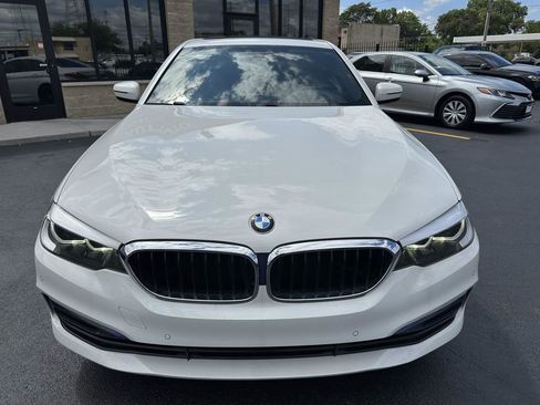 Used 2019 BMW 530i w/ Convenience Package RWD image 2