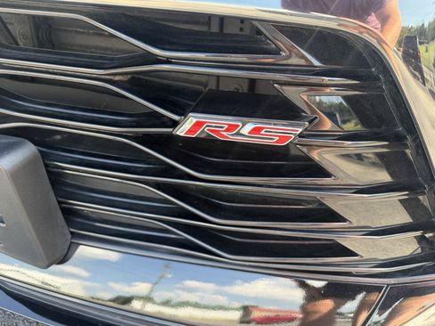 Used 2025 Chevrolet Blazer RS FWD image 9