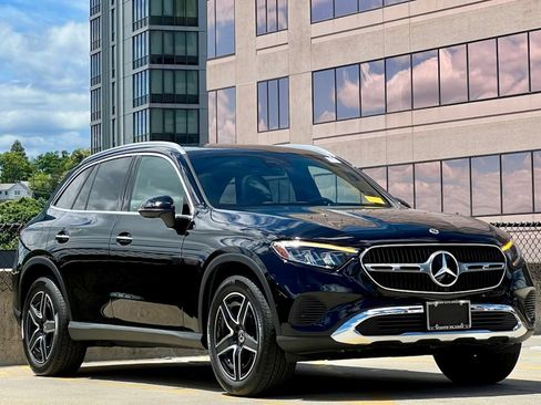 Certified 2026 Mercedes-Benz GLC 300 4MATIC image 1
