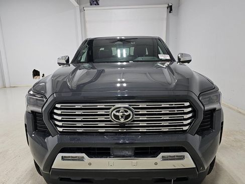 Used 2025 Toyota Tacoma Limited w/ Tow Tech Package image 2