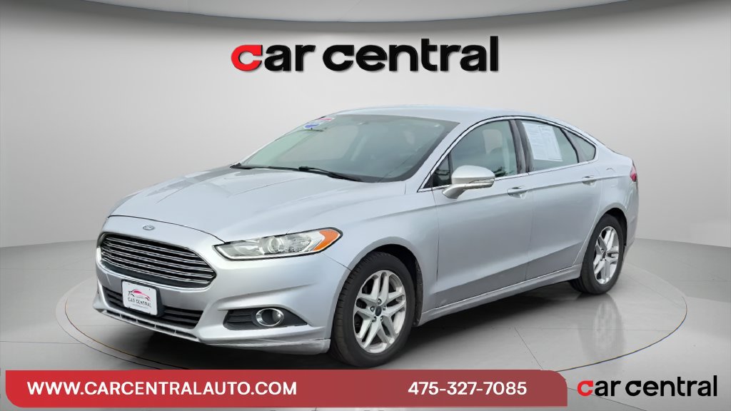 Used 2014 Ford Fusion SE w/ Equipment Group 202A FWD image 1