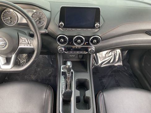 Used 2023 Nissan Sentra SR w/ SR Premium Package image 14