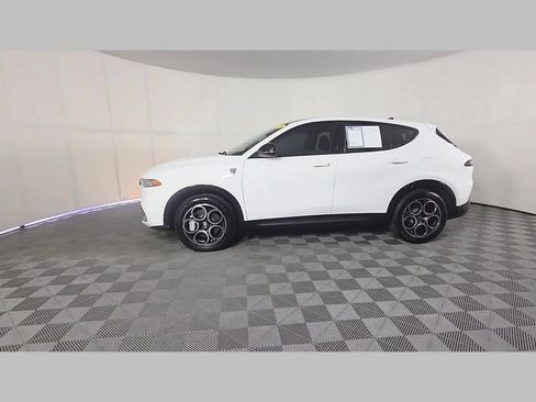 Used 2025 Alfa Romeo Tonale w/ Premium Package AWD/4WD image 48