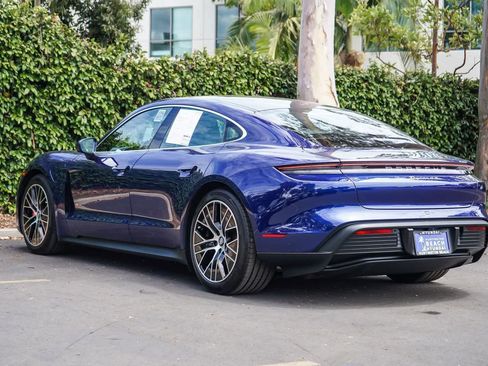 Used 2021 Porsche Taycan 4S w/ Premium Package AWD/4WD image 4