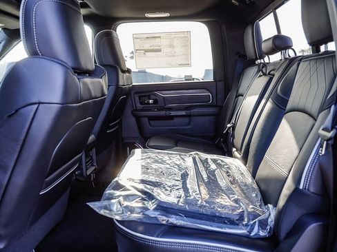 New 2026 RAM 2500 Limited AWD/4WD image 23