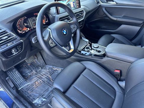 Used 2024 BMW X4 xDrive30i w/ Premium Package image 21
