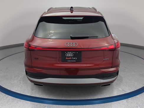 Used 2025 Audi Q5 Prestige AWD/4WD image 6
