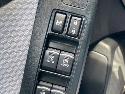 Used 2018 Subaru Forester 2.5i Premium w/ All-Weather Package AWD/4WD image 29