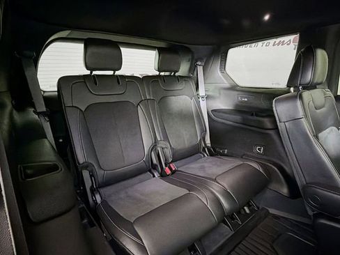 Used 2023 Jeep Grand Cherokee L Laredo AWD/4WD image 33