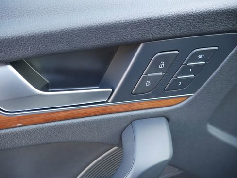 Certified 2023 Audi Q5 2.0T Premium Plus w/ Premium Plus Package image 17