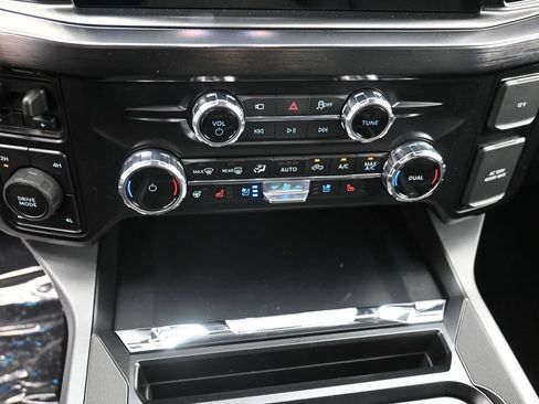 New 2026 Ford F250 Lariat w/ Black Appearance Package AWD/4WD image 30