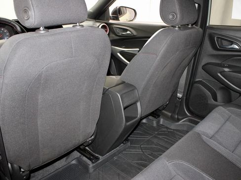 Used 2024 Chevrolet Trax RS w/ Driver Confidence Package FWD image 21