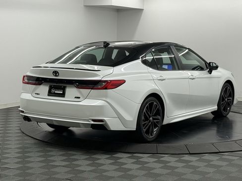 Used 2025 Toyota Camry XSE image 6