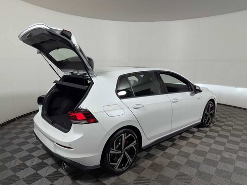 Used 2026 Volkswagen GTI SE FWD image 23