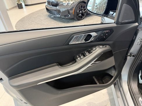 New 2026 BMW X7 M60i image 11