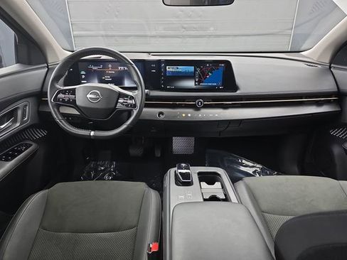 Used 2023 Nissan Ariya AWD image 21