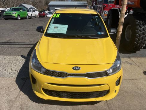 Used 2018 Kia Rio LX image 3