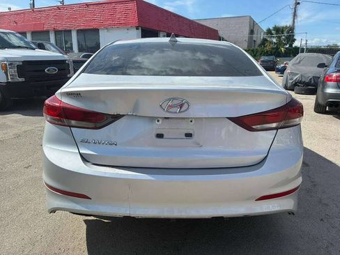 Used 2018 Hyundai Elantra Value Edition FWD image 6