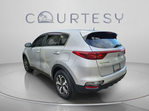Used 2020 Kia Sportage LX FWD image 11