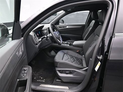 New 2026 Volkswagen Atlas Cross Sport SE image 9