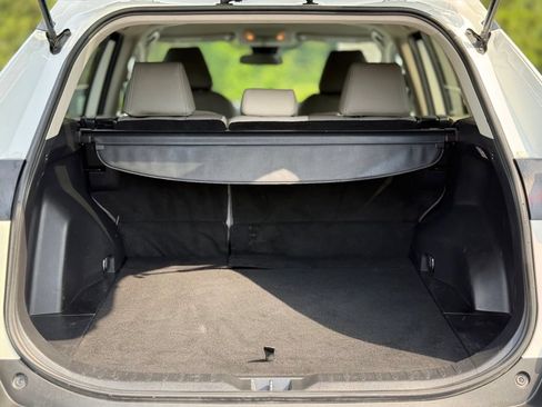 Used 2020 Toyota RAV4 XLE FWD image 50