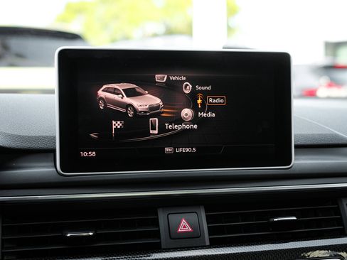 Used 2018 Audi A4 2.0T allroad Premium Plus image 22