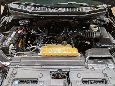 Used 2016 Ford F150 XLT w/ Equipment Group 302A Luxury image 29