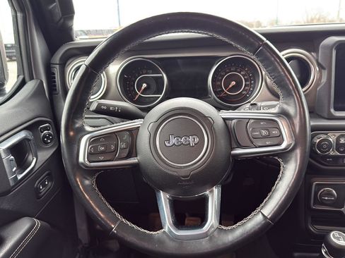 Used 2021 Jeep Wrangler Unlimited Sahara image 23