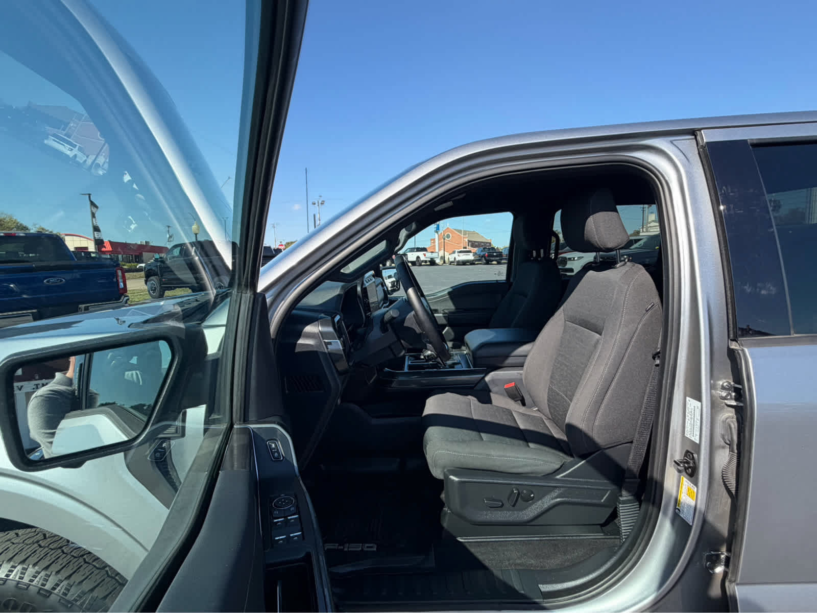 Used 2023 Ford F150 XLT w/ Equipment Group 302A High AWD/4WD image 16