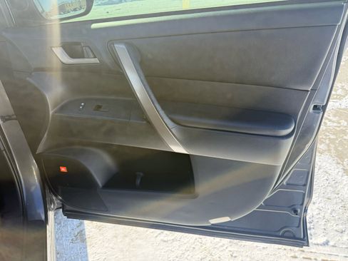 Used 2008 Toyota Highlander Sport image 35