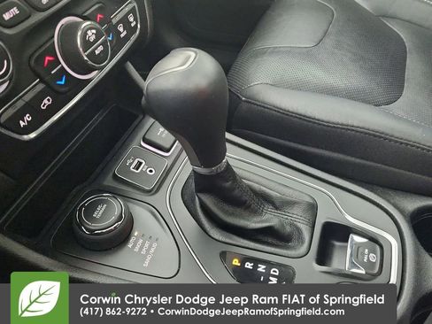 Certified 2021 Jeep Cherokee Latitude Lux 80th Anniv w/ Quick Order Package 26U 80TH image 28