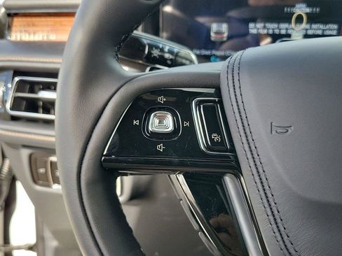 New 2025 Lincoln Aviator Black Label w/ Jet Appearance Package AWD/4WD image 28