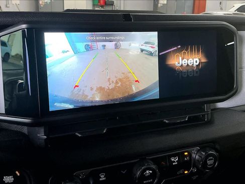 Used 2026 Jeep Wrangler Sport image 24