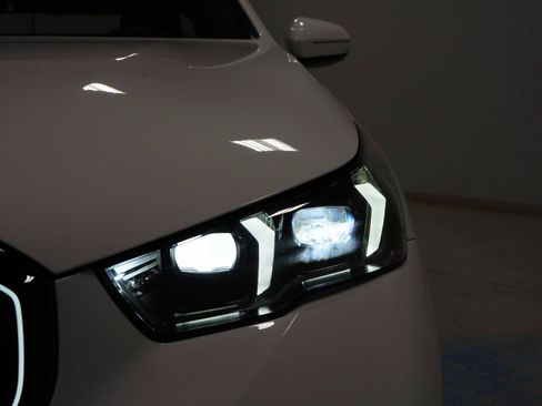 New 2027 BMW 550e xDrive AWD/4WD image 33